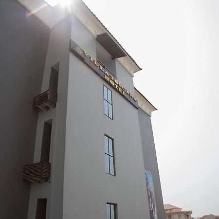 Villa Toscana Hotel And Suits Lagos Exterior foto
