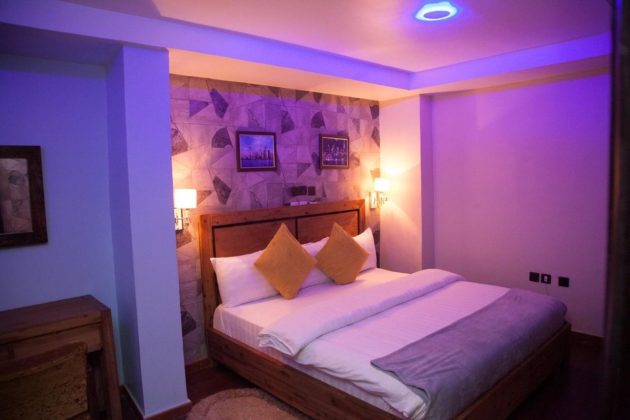 Villa Toscana Hotel And Suits Lagos Exterior foto